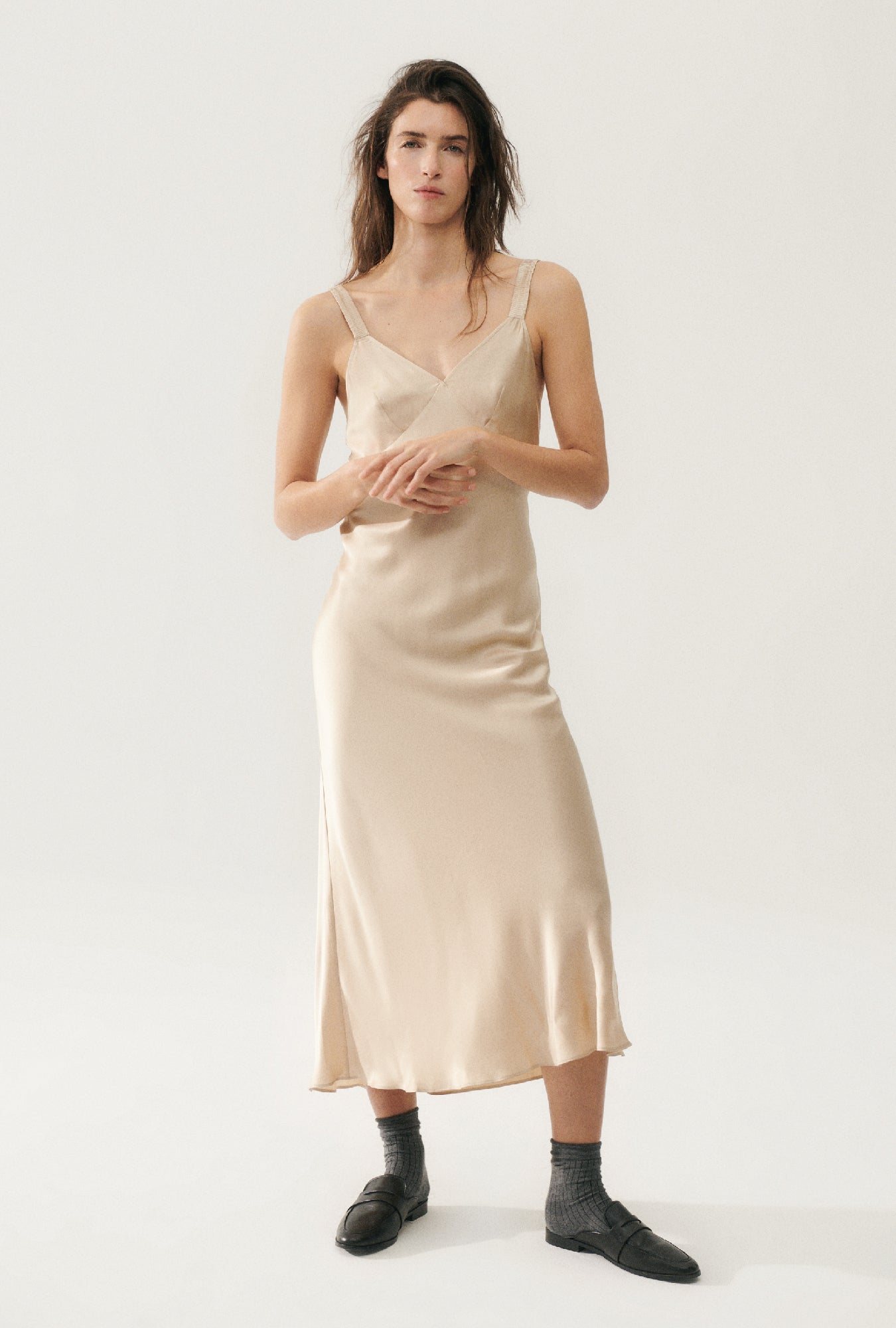 DECO RUCHED DRESS HAZELNUT