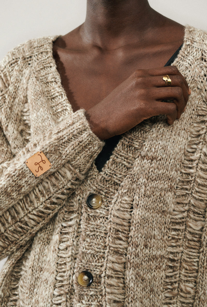 THE BIG G CARDIGAN NATURAL BROWN